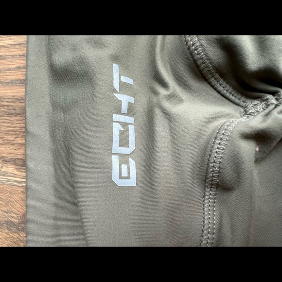 ECHT FORCE SCRUNCH LEGGINGS - Dusty Olive, 7/8 length - Picture 5 of 6